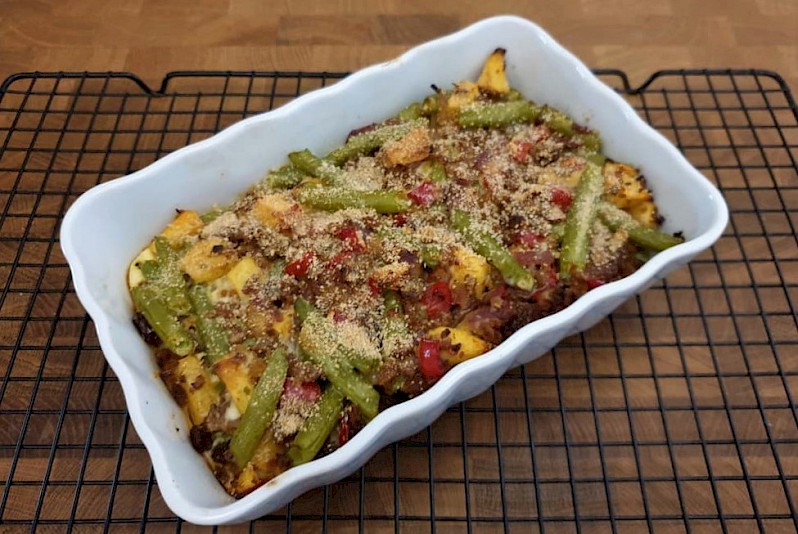 Vegetarische bobotie uit de oven